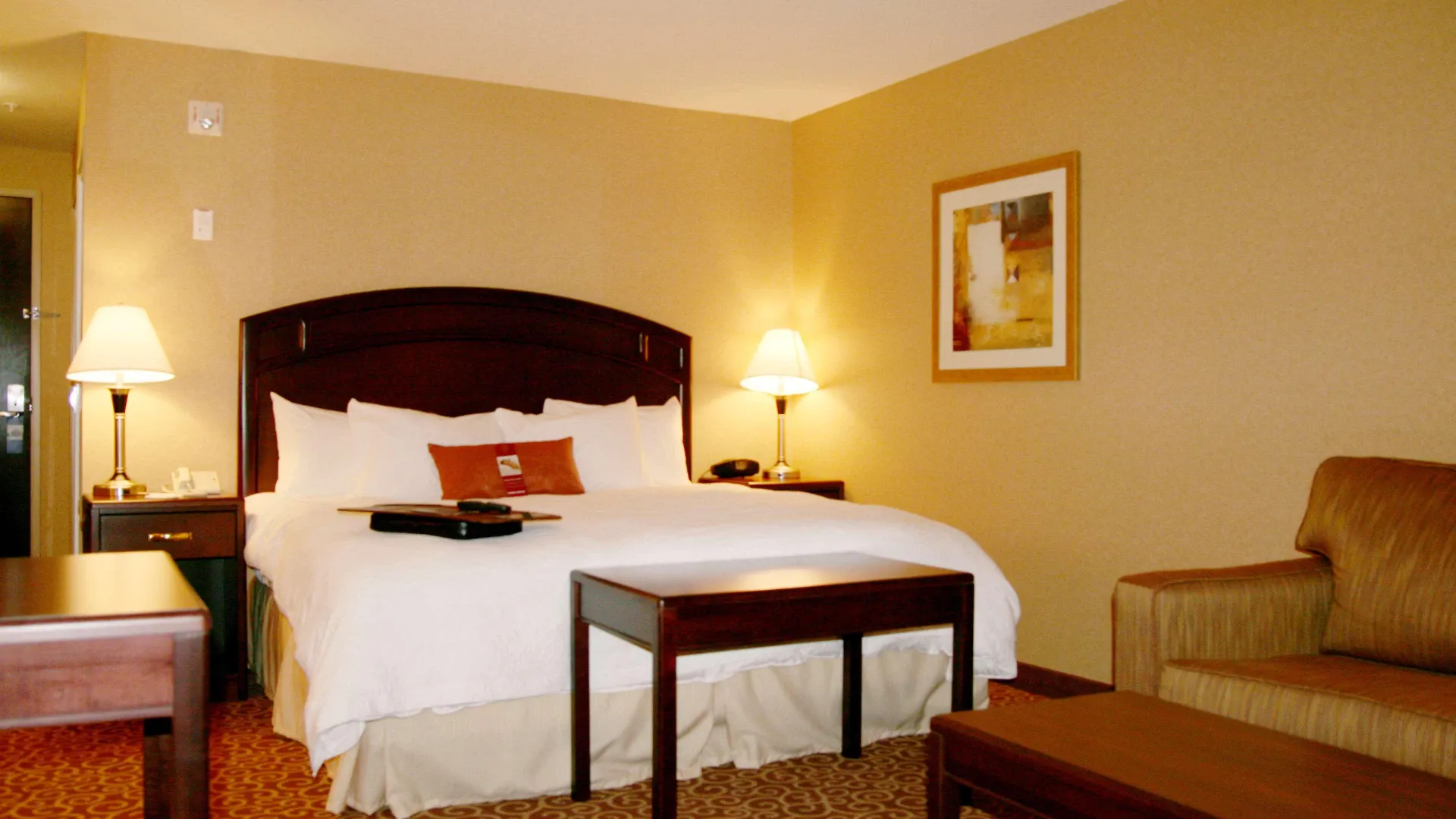 Hampton Inn & Suites By Hilton Edmonton International Airport Leduc Hotel