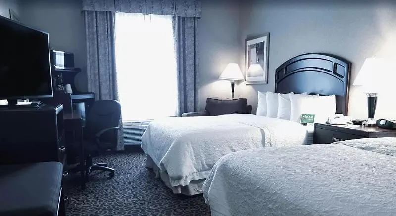 Hampton Inn & Suites By Hilton Edmonton International Airport Leduc